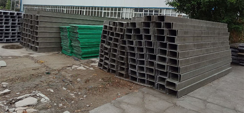 ����䓘��